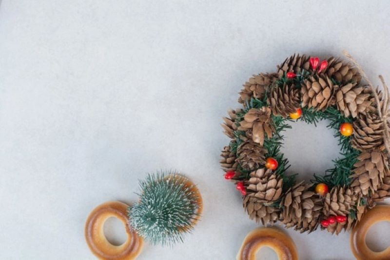 Where to Put Artificial Wreaths and Garlands